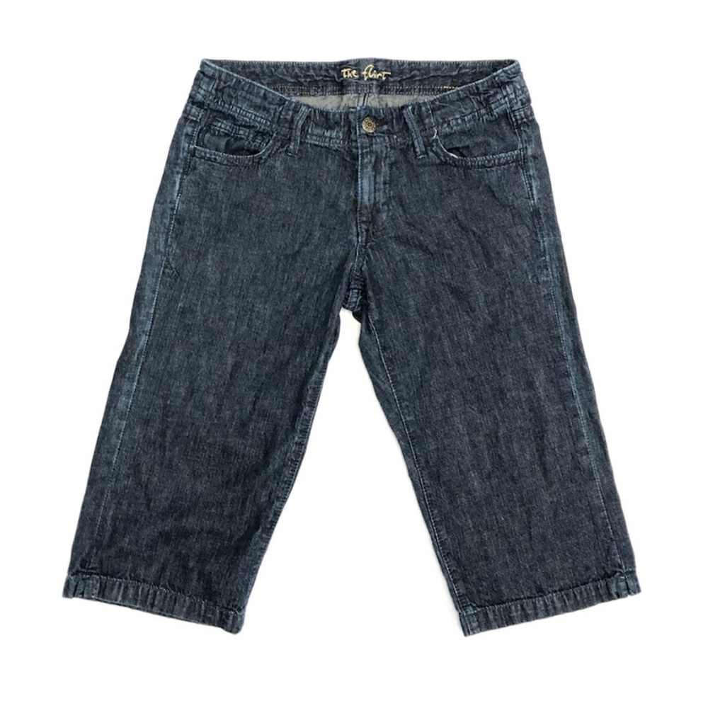 Mid rise capri jeans size 2